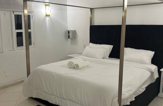 Chic hotel suite in fabulous Boca Chica with WiFi, AC