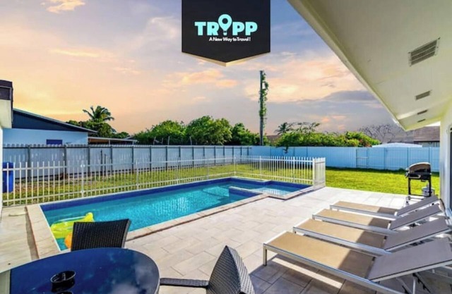 Chic Miami Private Pool Home
