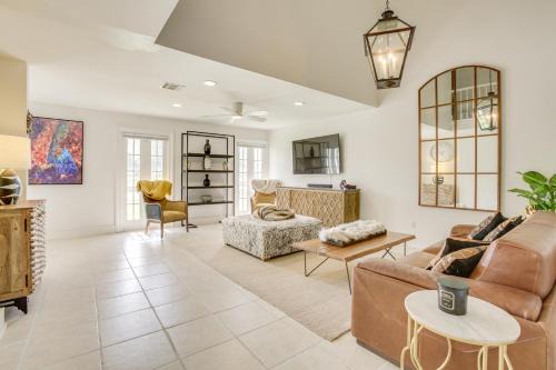 Chic New Orleans Abode 1 Mi to Lake Pontchartrain