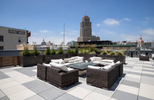 Chic Soma 1BR w/BBQ, Lounge, close to BART, by Blueground