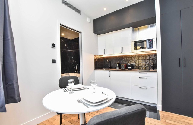 Chic Studio w/Jacuzzi - 2P - Near Palais Garnier