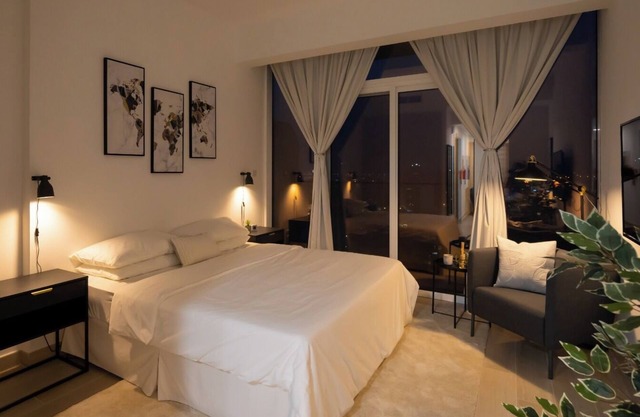 Chic studio with amazing open view