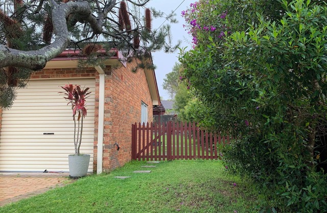 Chic Stylish Getaway with Stunning garden view Granny Flat in MC 2079