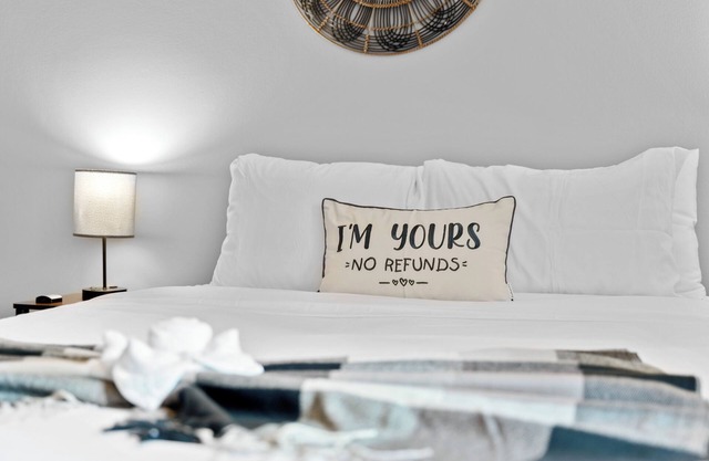 Chic Suite/Mins to L Train/Laundry/Free Parking