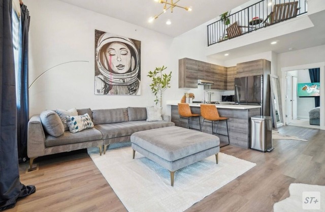 Chic Urban Loft Near Denver w/Mtn Views