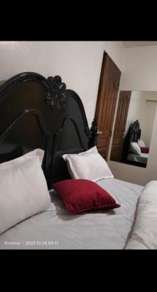 Christie's apartments Buruburu