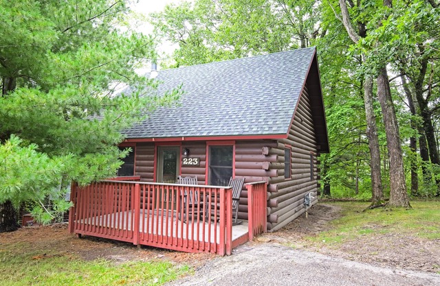 Christmas Mountain Village, Wisconsin Dells, 2 Bedroom Cabin