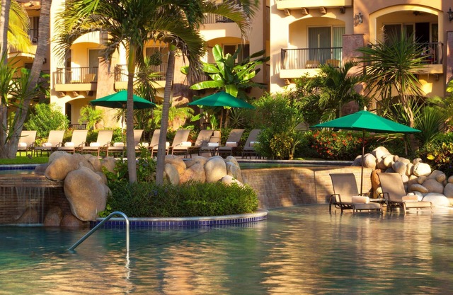 Christmas Week – Luxury 2BR Suite·Villa del Palmar Flamingos, prepaid timeshare