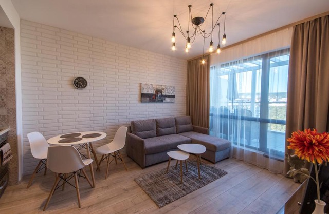 City Apartments Triumph