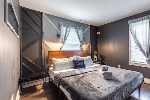 City-Center 2BR Near Attractions