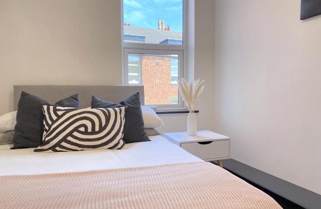 City Center Top Floor Executive Flat