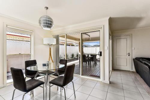 City Fringe Apartment