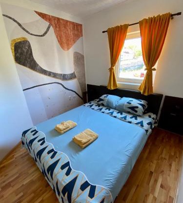 City view & pool apartment 2