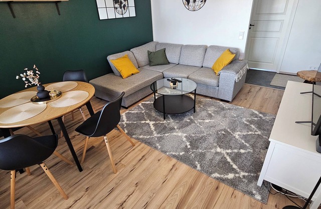 CityStation 59m2 Top Floor Sauna Apartment, WiFi