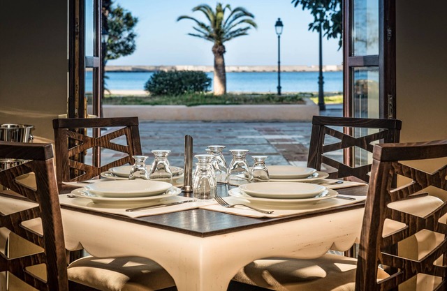 Civitas Suites Hotel