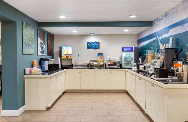 Clarion Pointe Research Triangle Park Durham