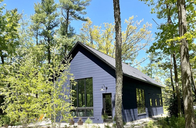 Clarity House in Downtown GA, with Hot Tub, and No Cleaning Fee