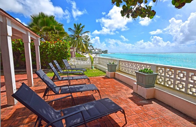 Classic Beachfront Home - Arcadia