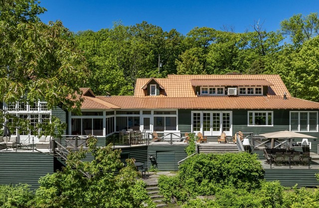Classic Muskoka SE 231' Shore! 5 Bdrm+BH+Beach! New Sauna! Port Carling 5min.
