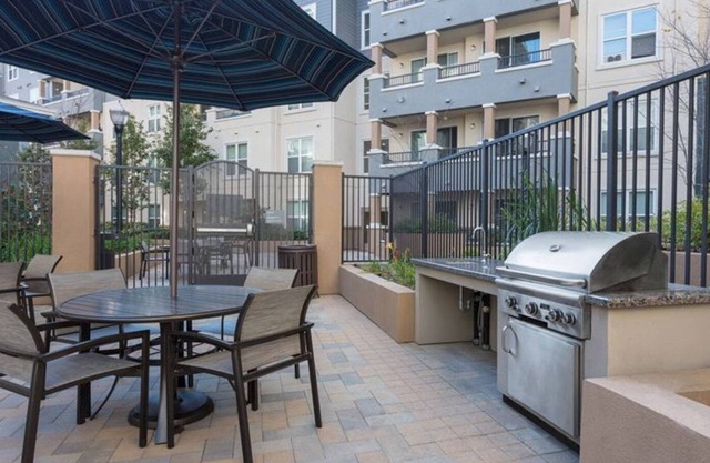 Classic San Bruno 1BR w/Pool, Gym & W/D, near SFO Airport, by Blueground