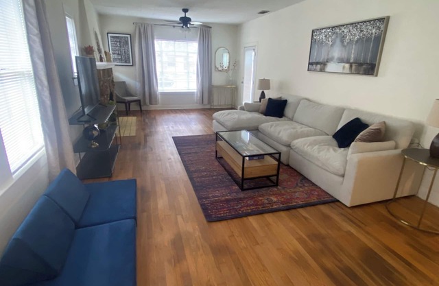 Classic Updated UT/Hancock Home - Minutes from Campus & Downtownn