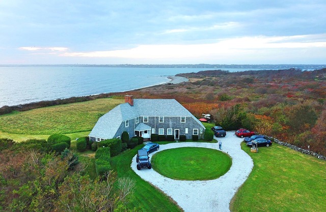 Classic Waterfront Rental: Summer, Fall or Winter!