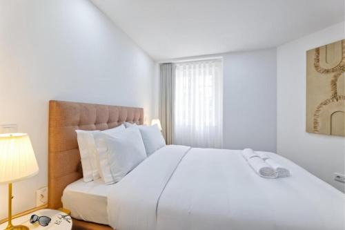 Classy & Modern 2 Bedroom - near museu do Fado 76685AL