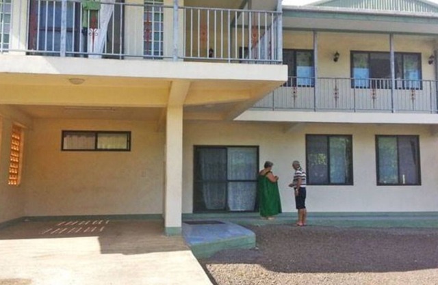 Close to City Self-Contained Apartment (Ground floor)
