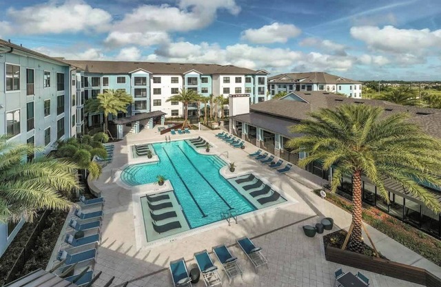 Close to Parks King Bed Pet-Friendly Top Amenities