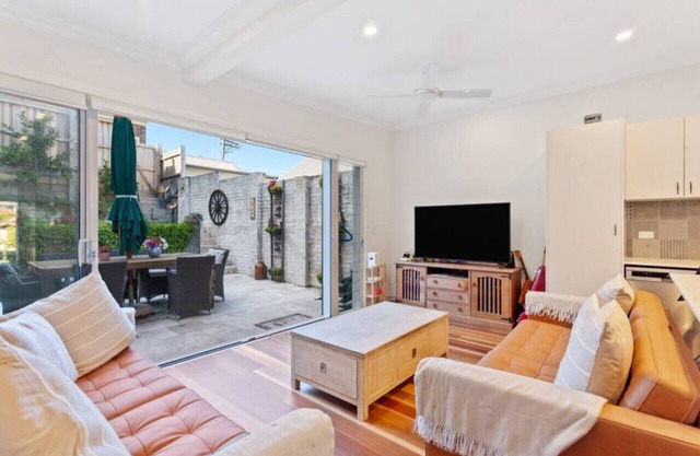 Clovelly Beach House