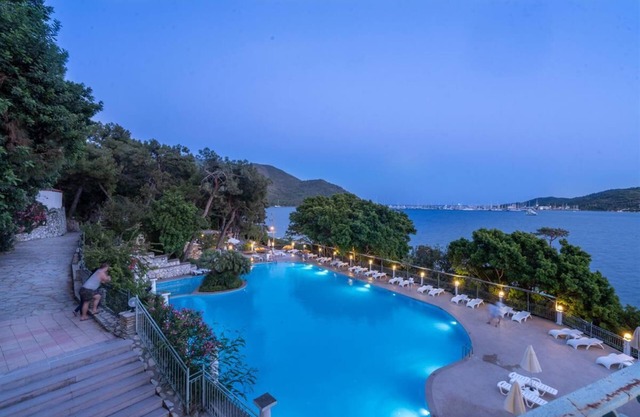 CLUB BELLAMARE BEACH