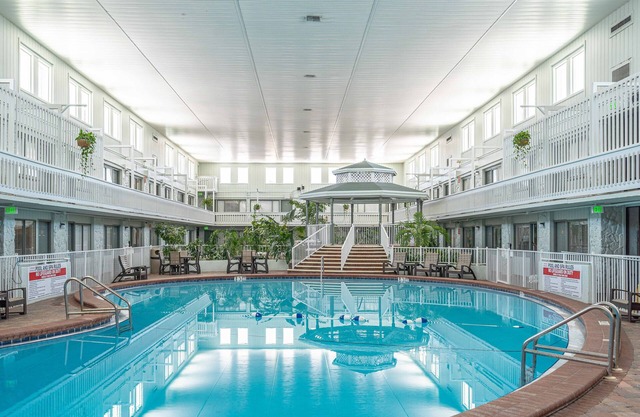 Club Destin Condos