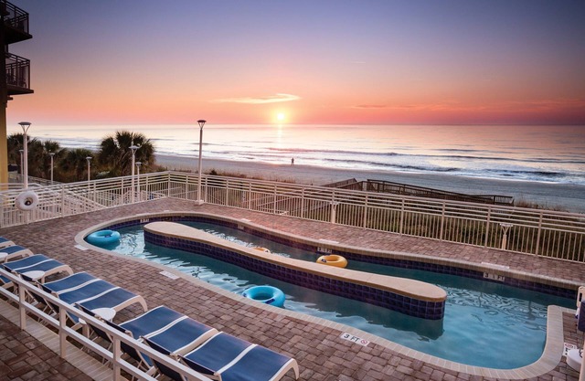 Club Wyndham Ocean Blvd Resort Deluxe 3/BR Beach, Ocean Front, Upper Floor level