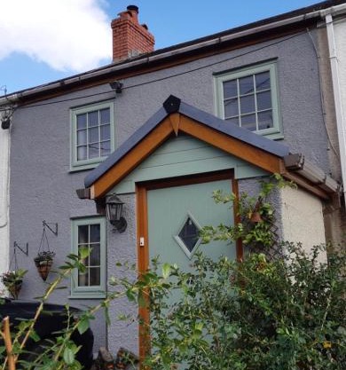 Coaltown Cottage Cosy 4 bed cottage with log burner, close to Gower beaches