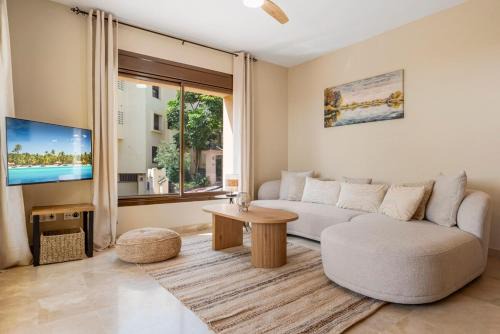Coast comfort Duquesa Village 3BR