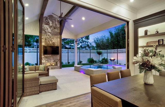 Coastal Luxury Awaits! 7 BR - 12 Beds | Private Pool, Hot Tub & Putting Green - Walk to the Beach!