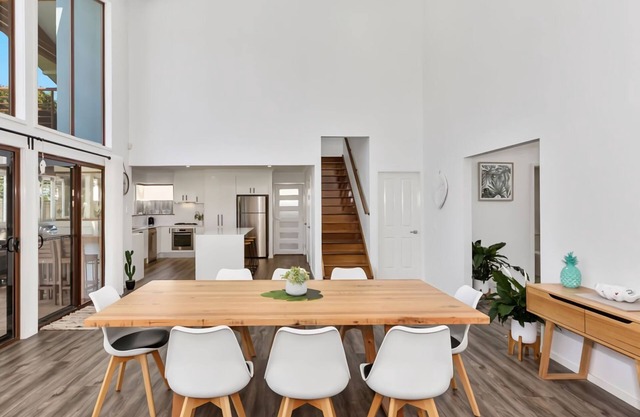 Coastal Soul - Pet Friendly, Family Entertainer with Pool