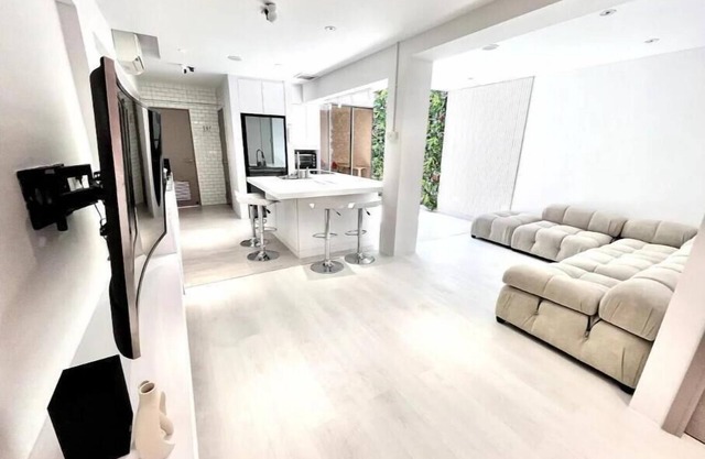 Coastal Suite 03
