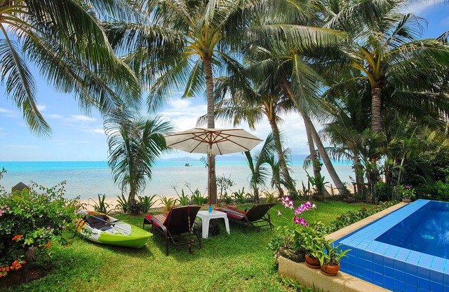 Coconut Laguna Villas