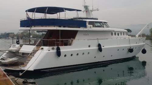 Cohete Boat