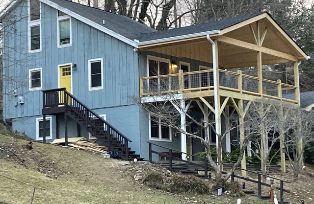 Cokesbury Cottage