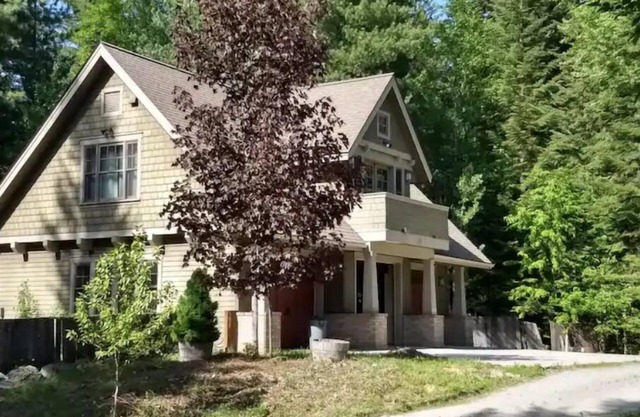 Colburn Woods Carriage House