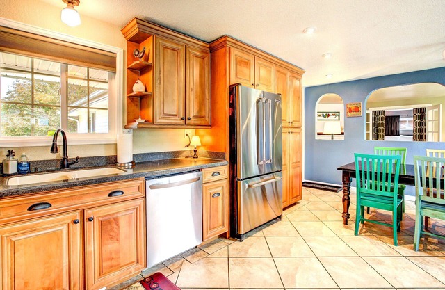 Colorful Colorado Vacation Rental. The ONLY one level VRBO in Colo. Springs!