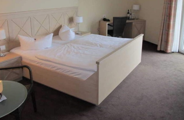 Comfort double room handicapped accessible - Strandhotel Seerose Kölpinsee