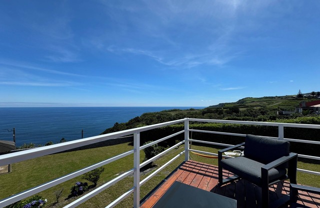 Comfort, friendliness, tranquility and sea view!