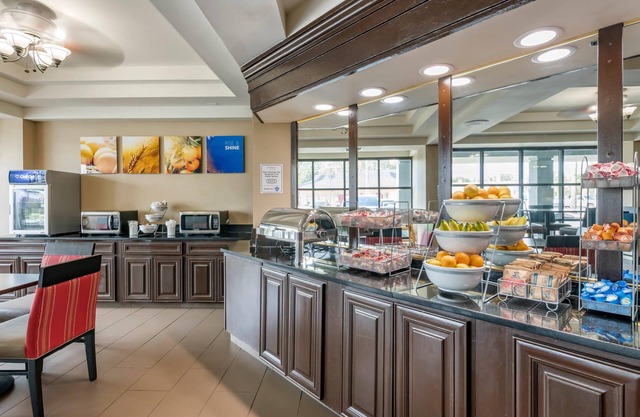 Comfort Suites Baymeadows Near Butler Blvd
