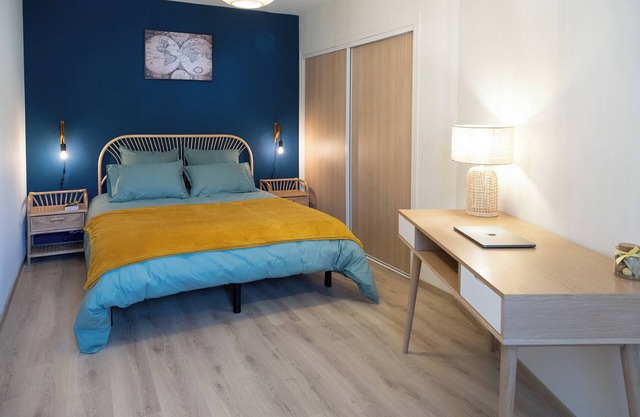 Comfortable apartment in Aurillac - Wifi, parking and peace and quiet