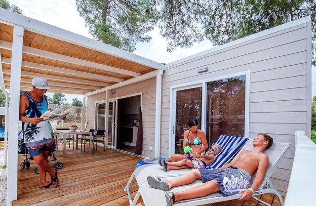 Comfortable chalet with two bathrooms, 2 km. from Zadar