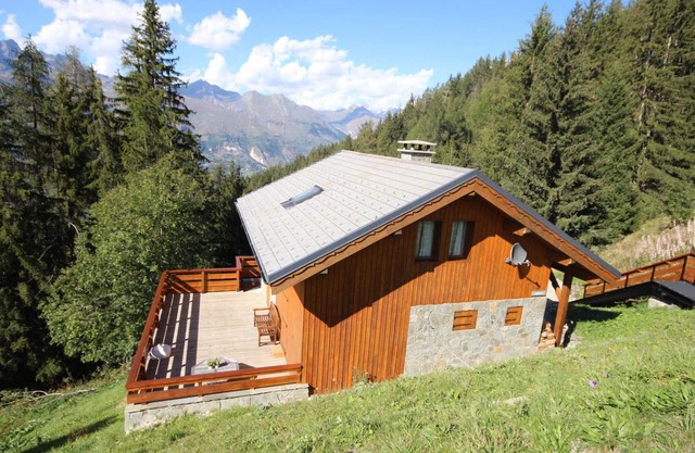Comfortable chalet with billiards, fireplace and Wifi in Vallandry