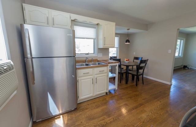 Comfortable Home Only 5 Minutes to ND Campus
